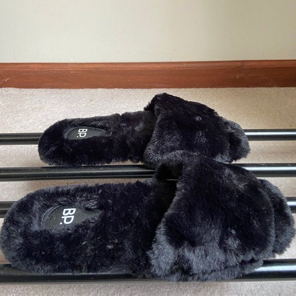 BP Women Livie Fluffy Plush Slippers - BRAND NEW - NWOB - Picture 6 of 8